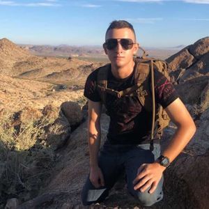 Meet your Posher, Justin